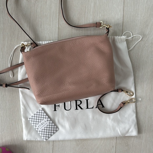 Furla Sophie Removable Strap Crossbody Moonstone Pink Leather Bag - Picture 4 of 4